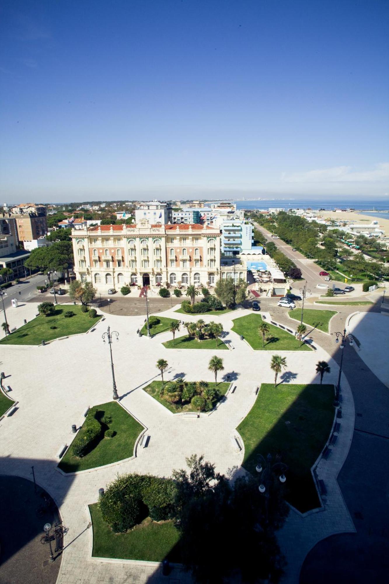 Grand Hotel Cesenatico Exterior foto